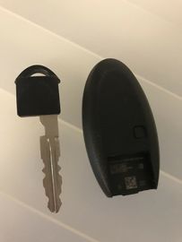 Leggero lisci il bottone astuto di superficie di identificazione KR5S180144106 433MHZ 3 del FCC di chiave di Nissan